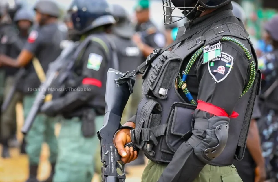 Police arrest teenager for stabbing 20-year-old in Cross River